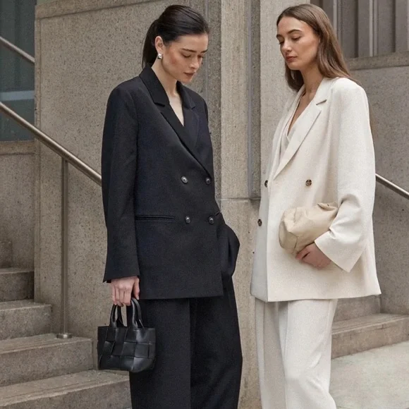 Oak + Fort Black Double-Breasted Women's Blazer Jacket - Picture 2 of 9